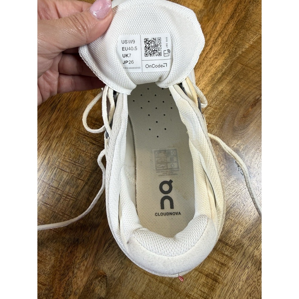 On Cloudnova 2 Women 9 Ice Sand White Sneakers CloudTec 3WE30222053 EU40.5 - Picture 10 of 10